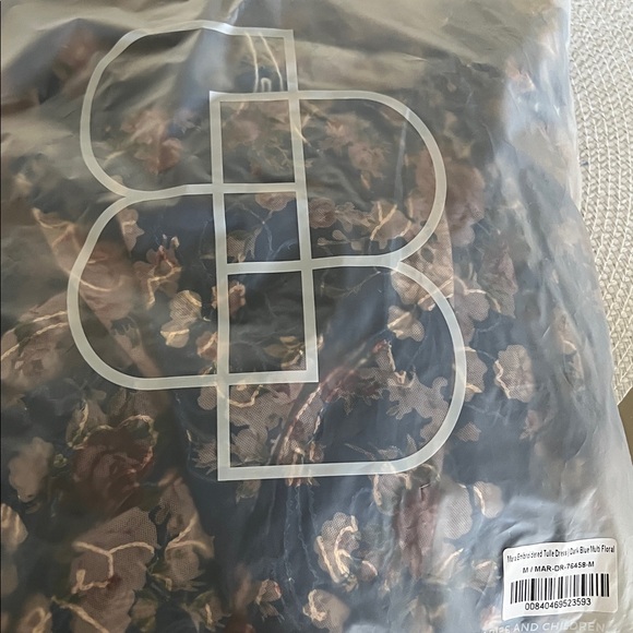 Baltic Born Mara Embroidered Tulle Dress | Dark Blue Multi Floral Size MM - Picture 6 of 6